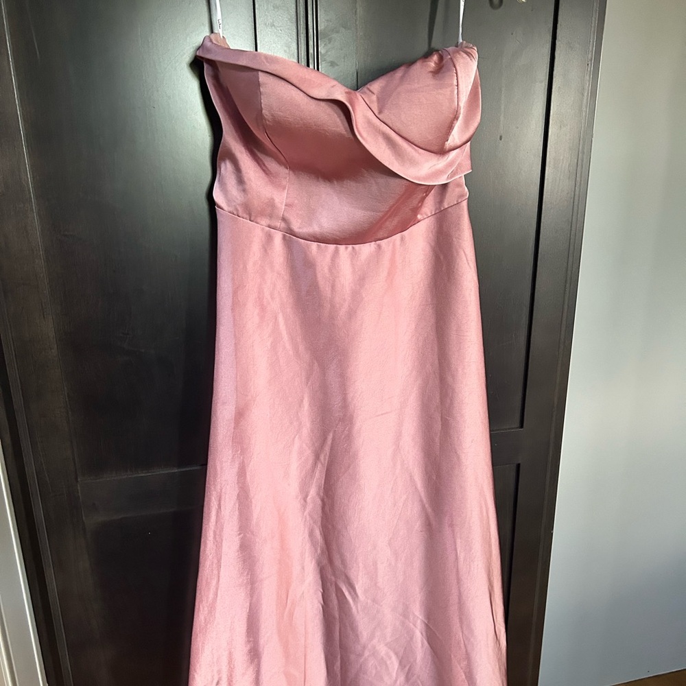 Lulu’s mauve satin dress size small